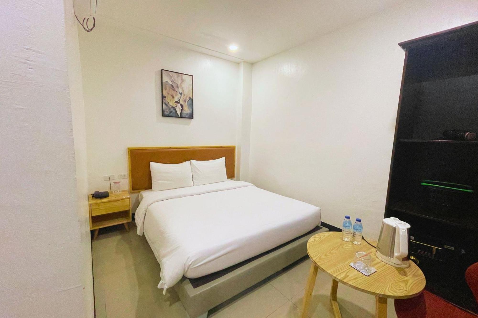 Hotel Halo Angeles City 部屋 写真