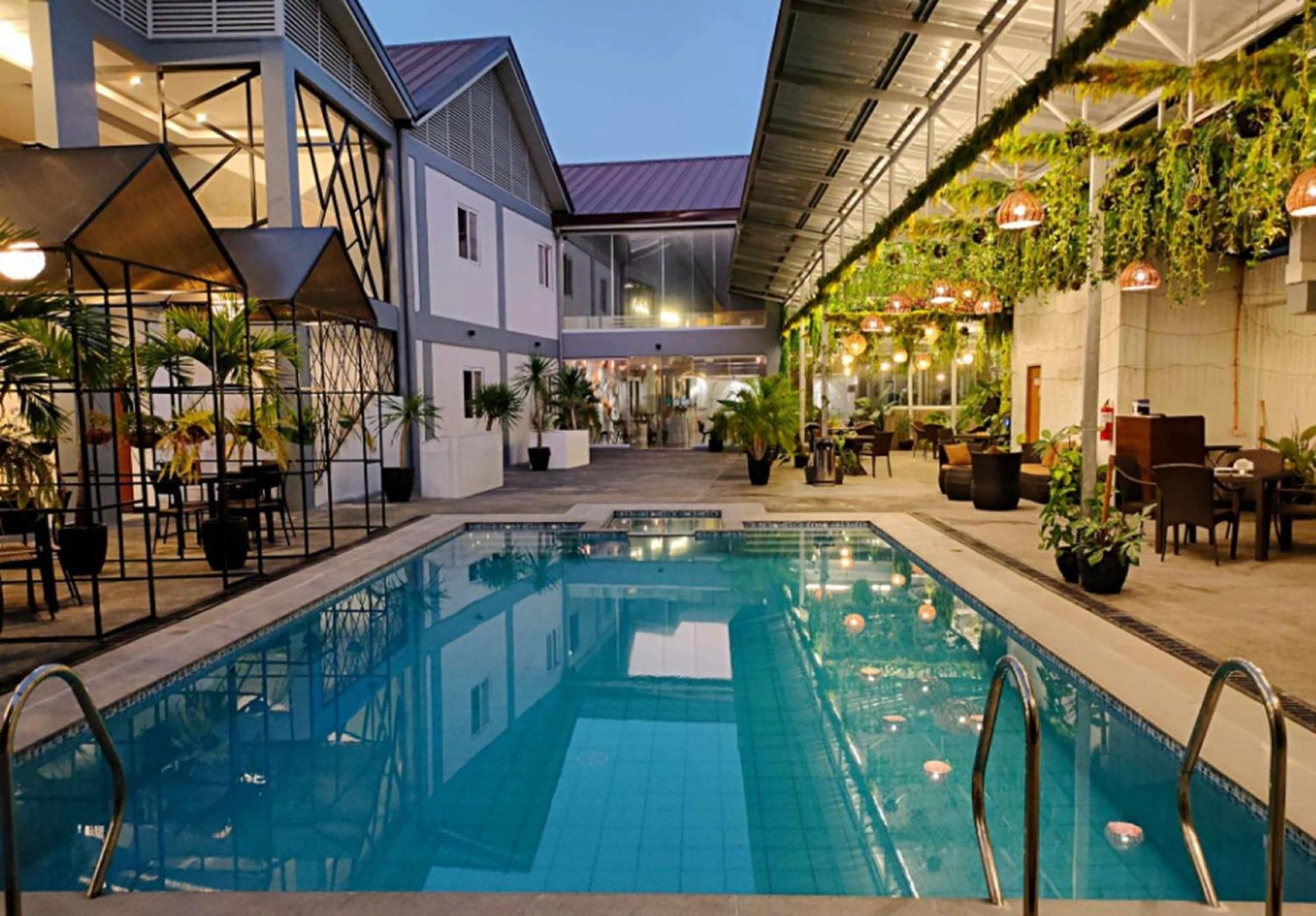 Hotel Halo Angeles City エクステリア 写真